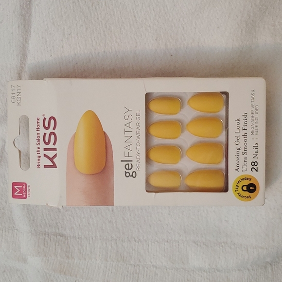 Kiss 💋 Press On Nails - Picture 6 of 6